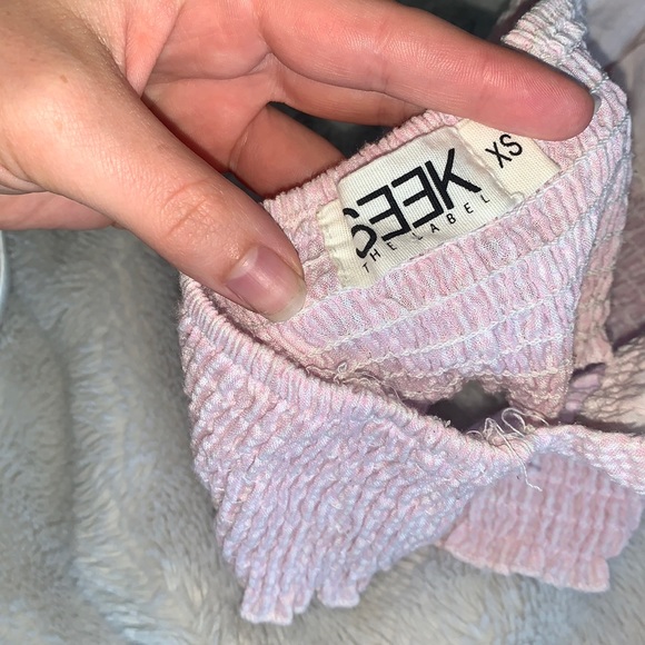 LF pink/white halter crop top - Picture 4 of 4